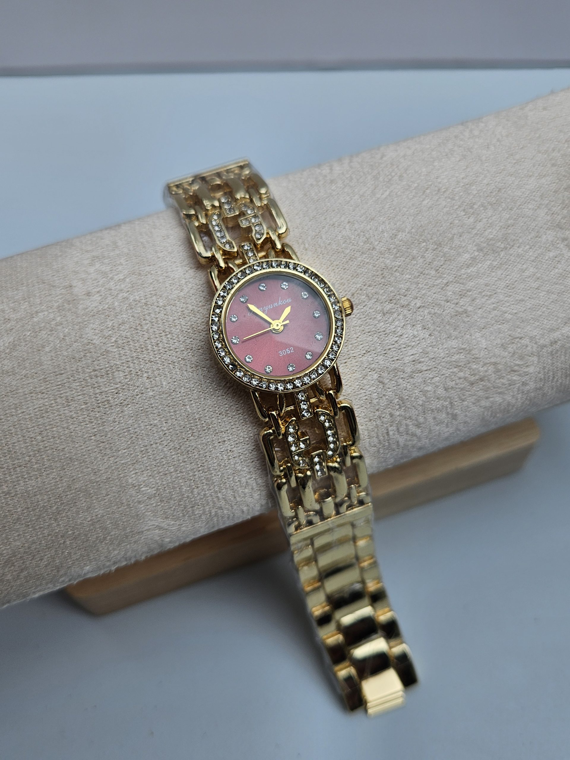 Crystal Halo Watch